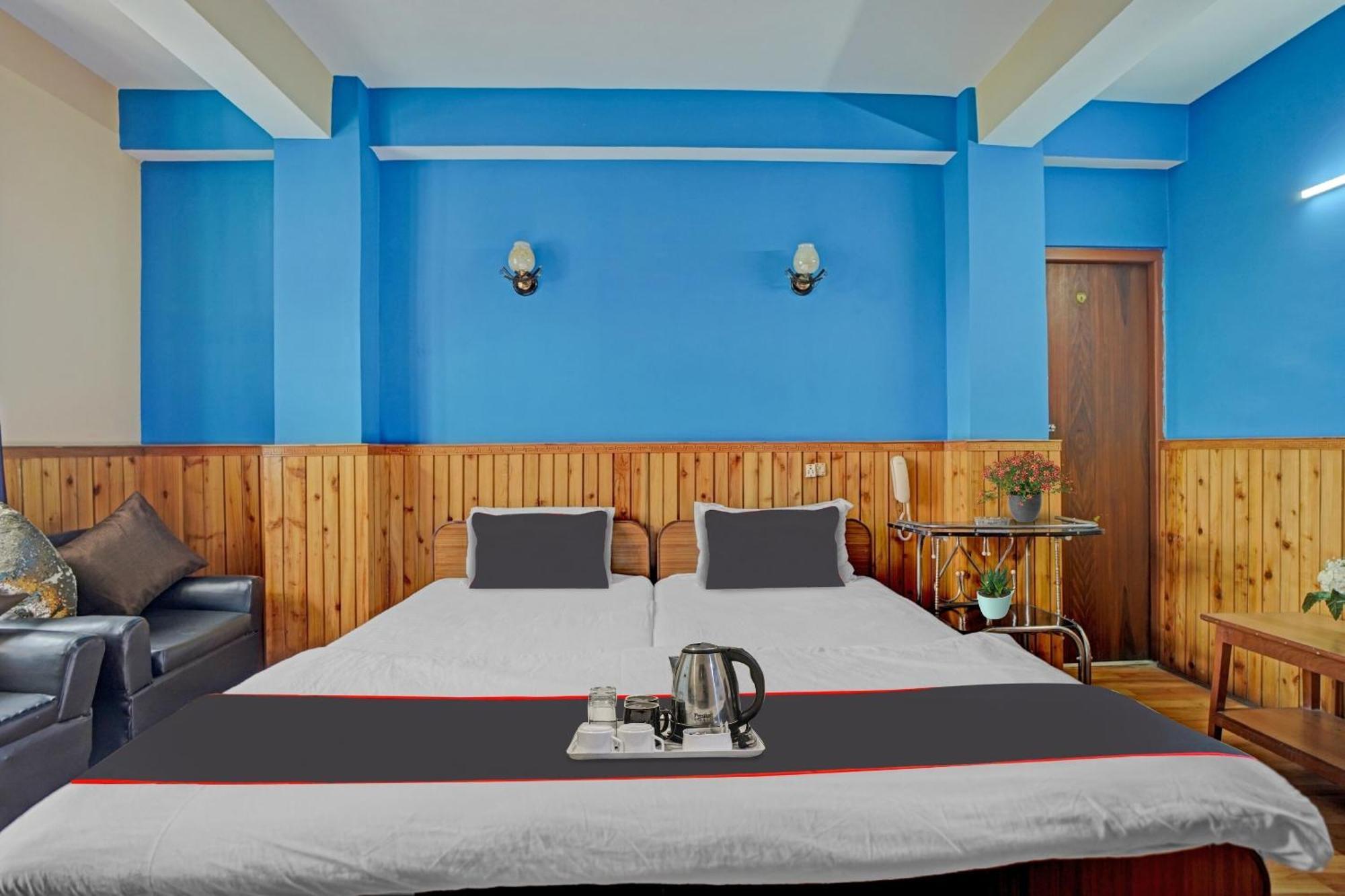 Capital O Himsikha Hotel กังต็อก ภายนอก รูปภาพ